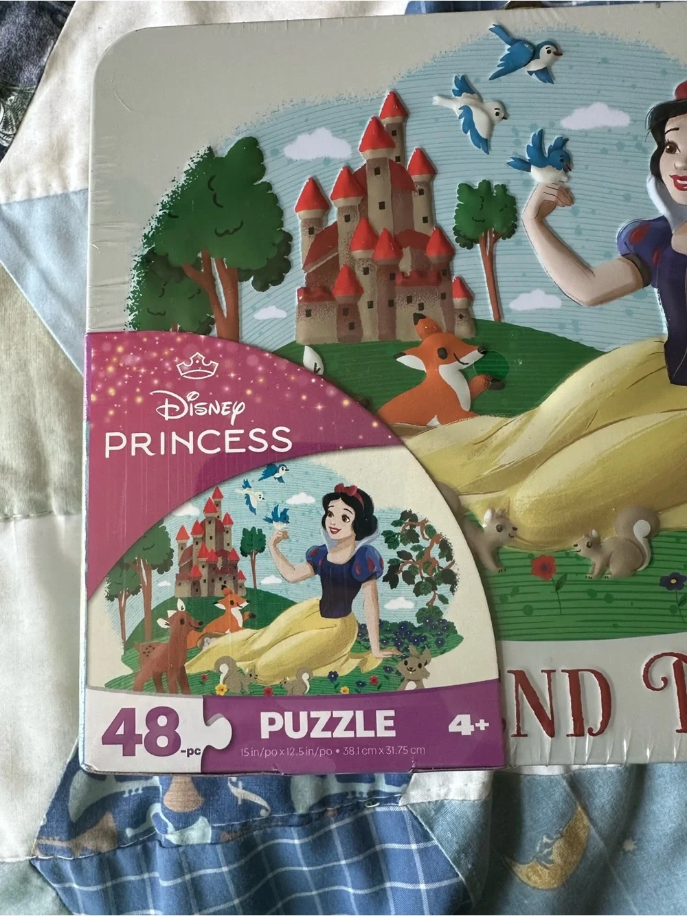 Disney Princess Snow White Puzzle Tin – Yellow, Blue & Red